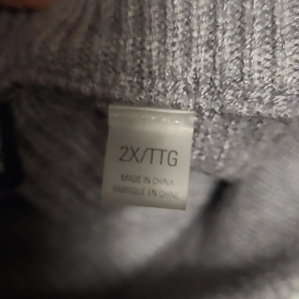 Tahari Light Gray Ribbed Turtleneck Sweater with Sleeve Button Detail - Picture 6 of 7